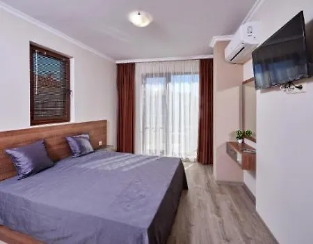 Bendita House Апартаменты