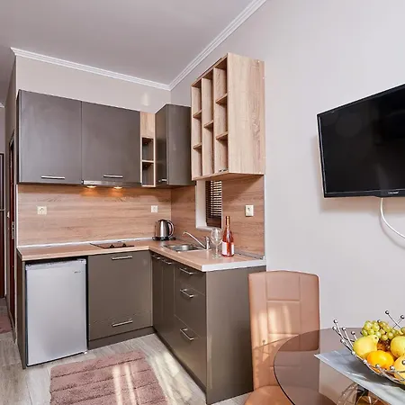 Bendita House Апартаменты *