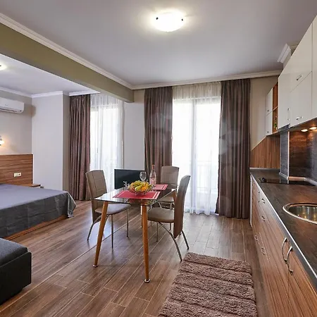 Апартаменты Bendita House *