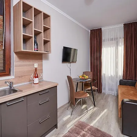 Bendita House Апартаменты *